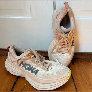 Hoka One One Bondi 8 Cream Vanilla Beige Peach Sneakers, Women’s Size 7.5